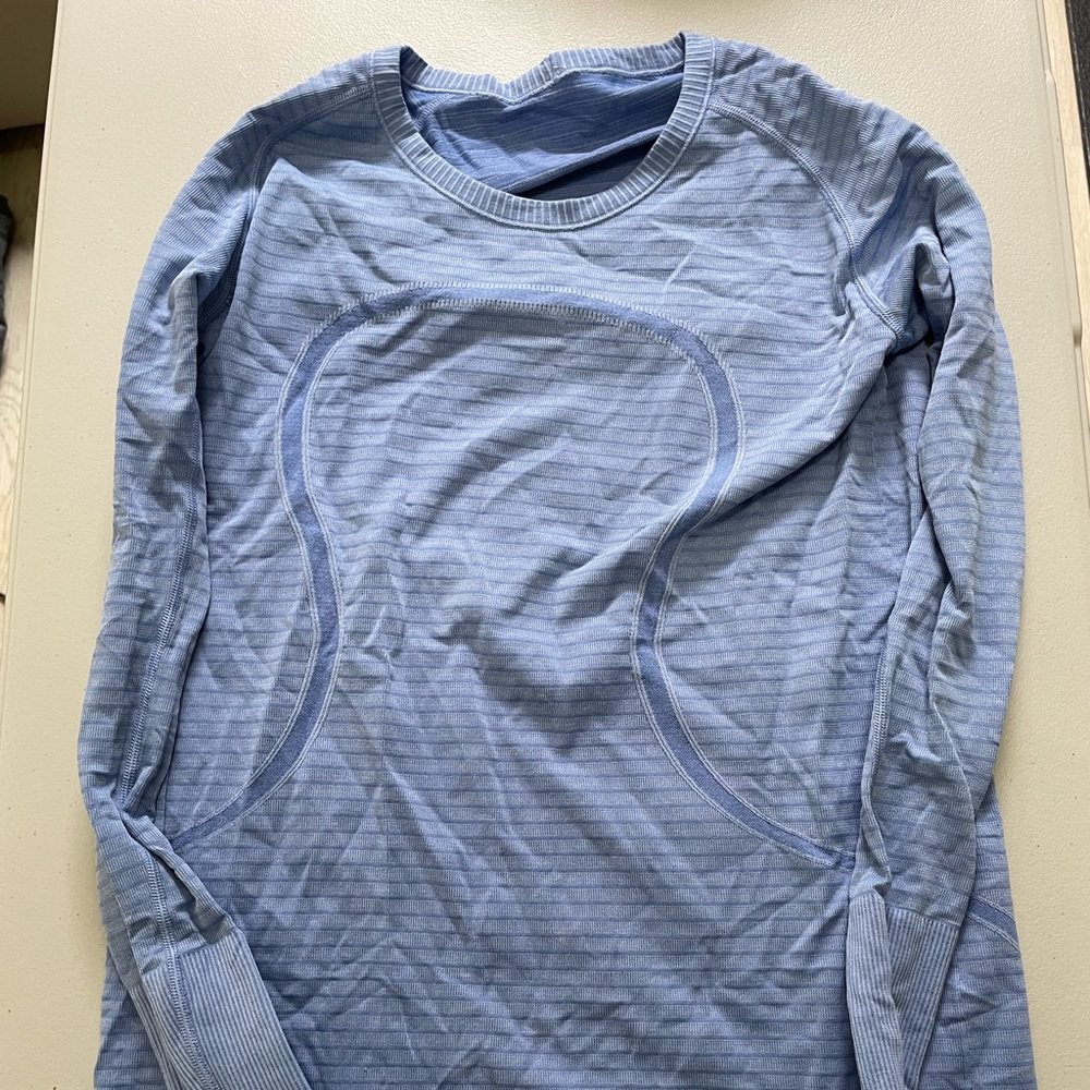 Swifty tech shirt in size 12